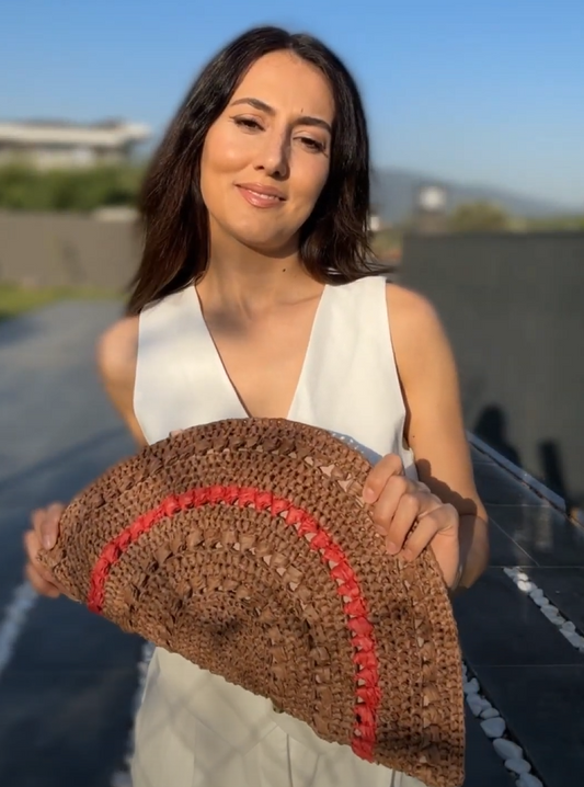 How To Make A Stylish Bag Using Red and Brown Raffia Paper of Sensy