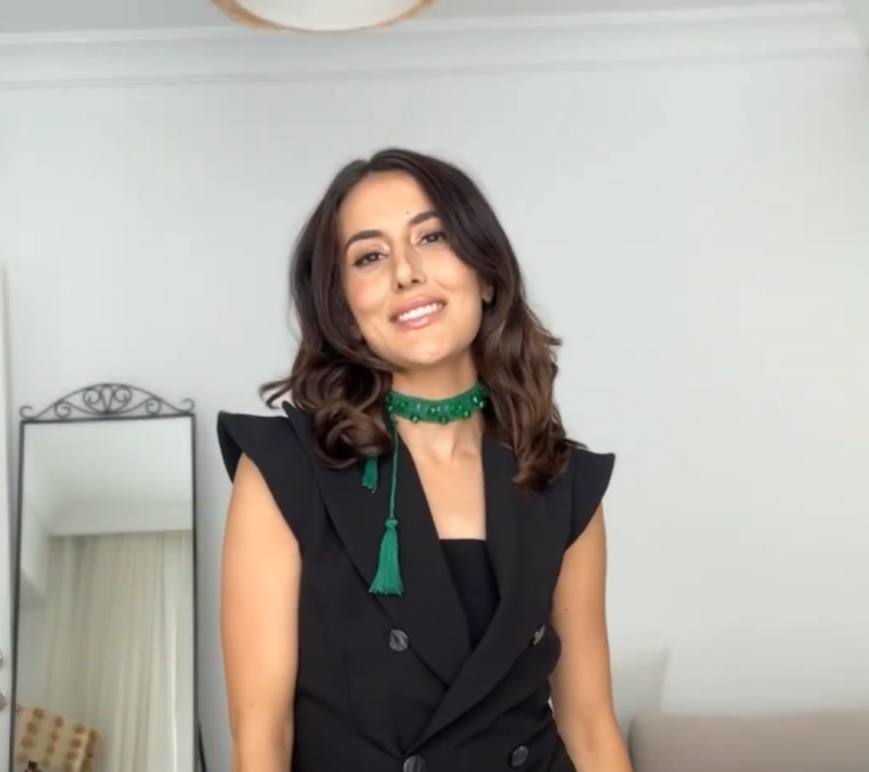 How To Make A Green Stylish Necklace With Sensy