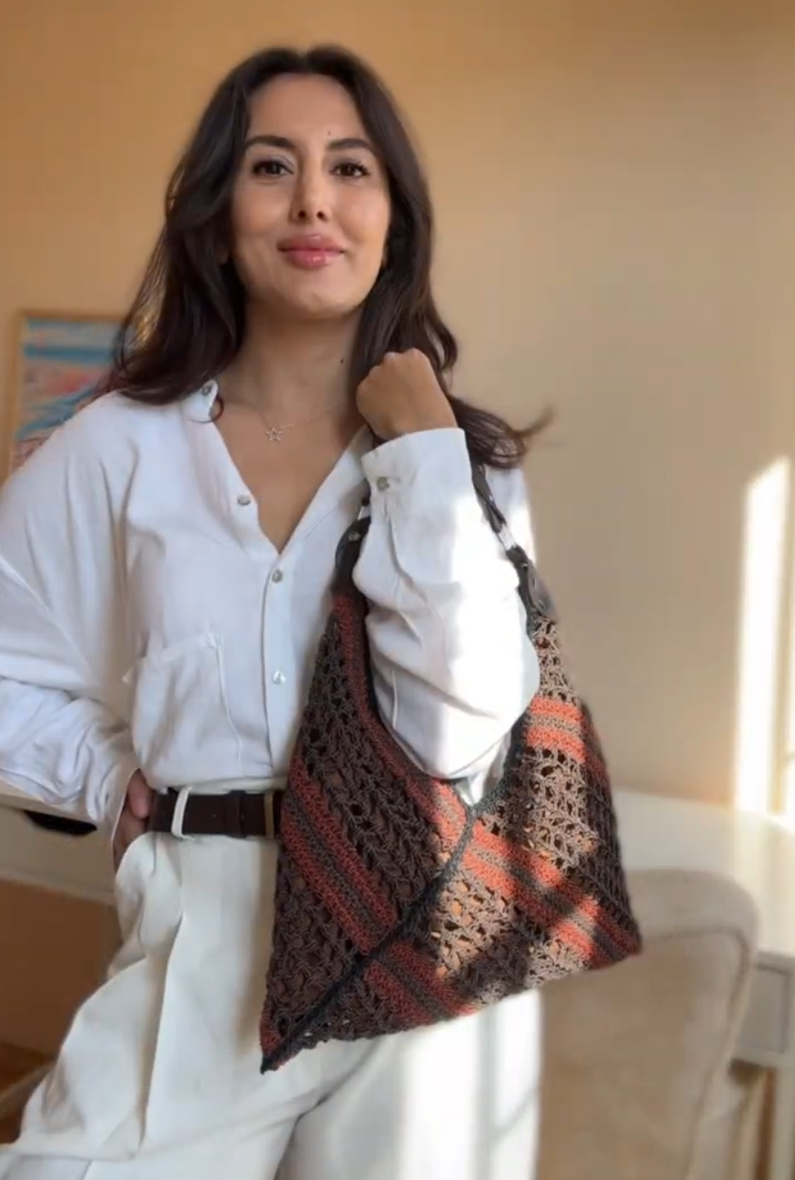 DIY One-Piece Bag with Sensy’s Chic & Easy Yarns