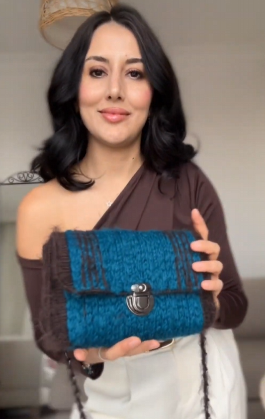 How to Make a Stylish Bag with Sensy's Wool Ease Yarn and Black Canvas