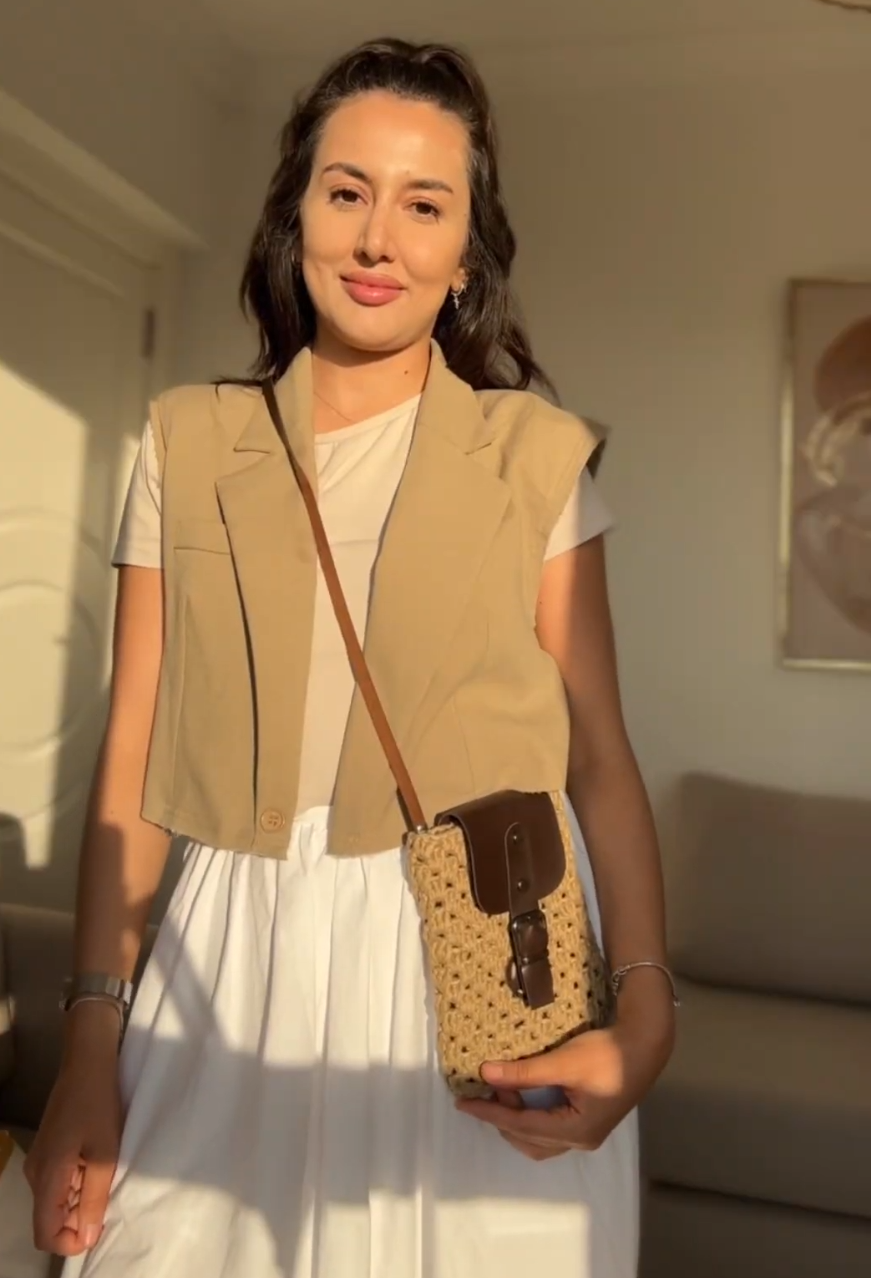 How to Crochet a Stylish Bag Using Sensy's Softee Raffia Yarn (Latte Color)